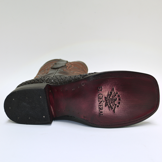 Bota El General Petatillo Café